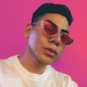 Meet your Posher, Elijah